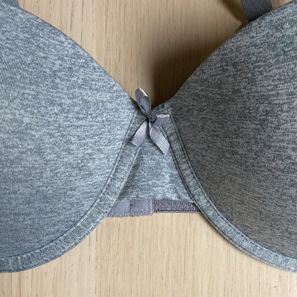 EUC Heather Gray Bra with Molded Cups and Underwire, 38C, removable strapless - Picture 3 of 9